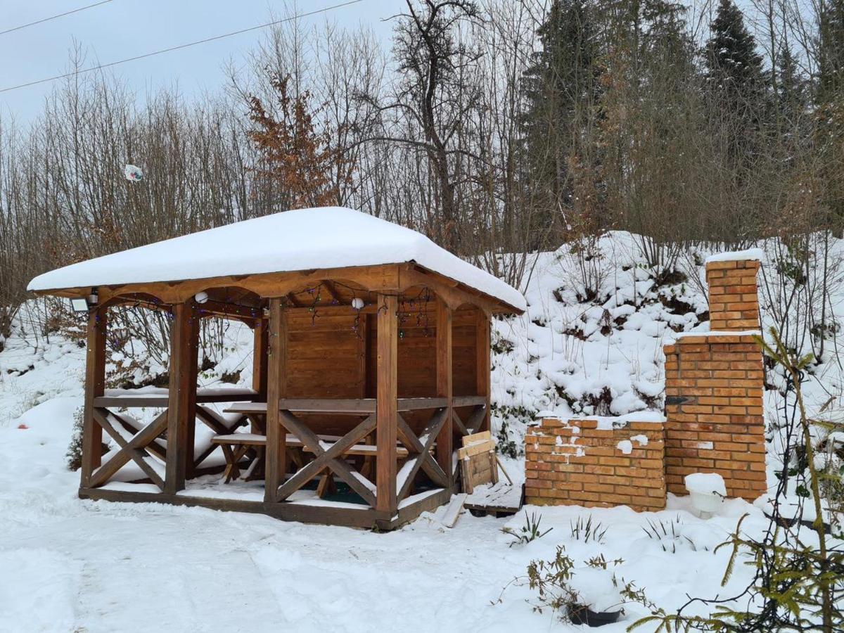 Villa Na Uzlissi Migovo Exterior photo